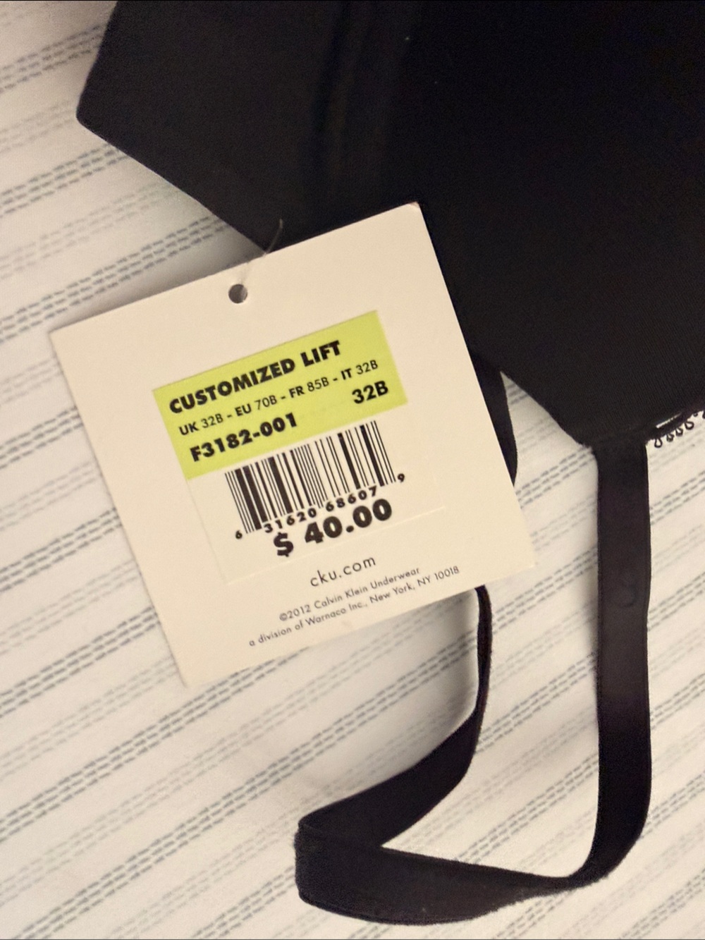 Calvin Klein Black Lace-Trim Push-Up Bra - Picture 2 of 7
